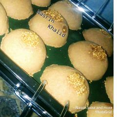A picture of GIREBAH (local cookies).
