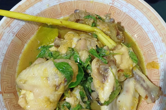 Resep Ayam Masak kuning kemangi Sederhana Dan Enak