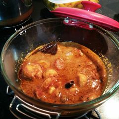 A picture of Prawn in creamy yogurt.