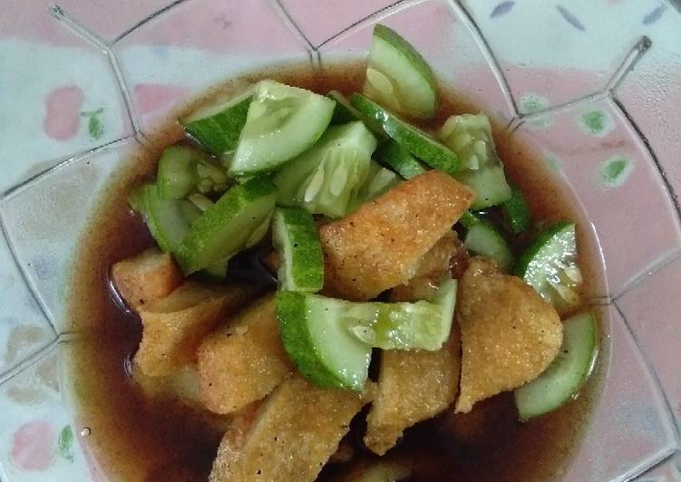 Pempek (no ikan ikan club????)