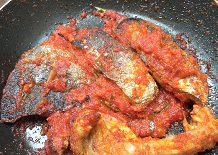 Cara Gampang Membuat Sambal Balado yang Lezat Sekali