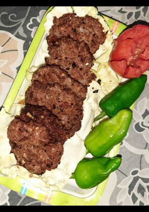 A picture of Beef Chapli Kabab.