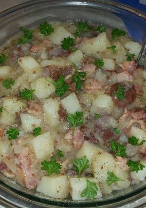 A picture of Wiegand's German Potato Salad.