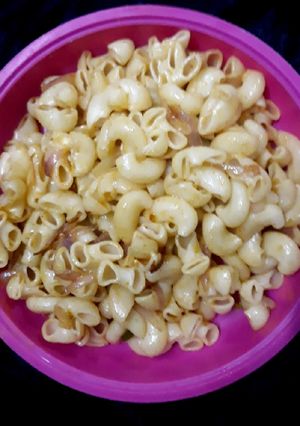 A picture of Macroni.