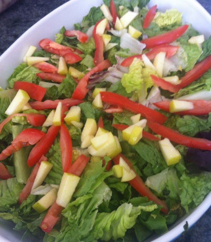 Una foto de Ensalada fresca y vinagreta