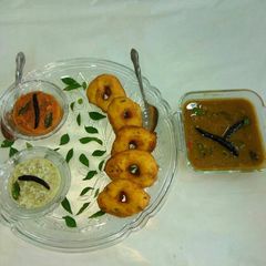 Sambar Vada A picture of Sambar Vada.