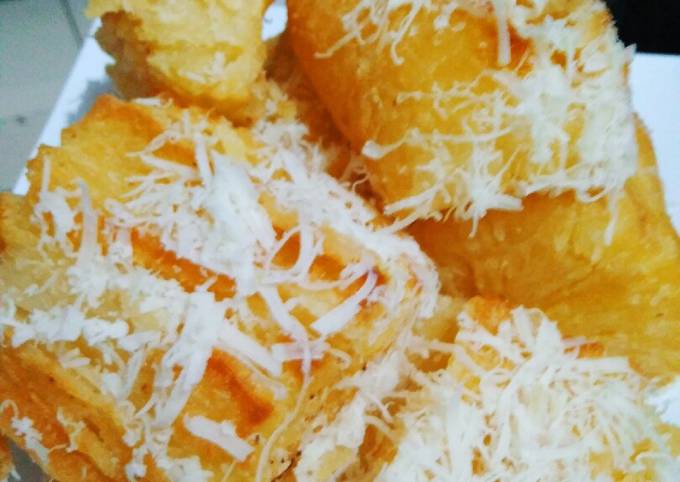 Resep Singkong goreng rekah keju yang Lezat Sekali