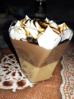 صورة لوصفة تحلية الكراميل والشوكولا 🍮