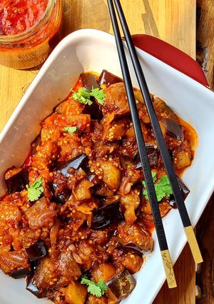 শেজওয়ান এগপ্লান্ট (Schezwan Eggplant recipe in Bengali) রেসিপির প্রধান ছবি