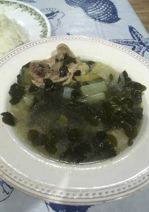 A picture of Chicken Tinola w Malunggay.