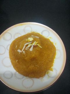 मँगो शीरा (mango sheera recipe in marathi) रेसिपी चे मुख्य फोटो 