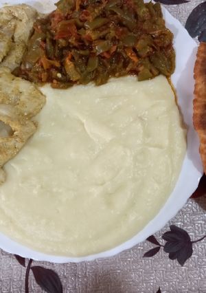 صورة لوصفة بيري بشرائح الدجاج والحميص الحار