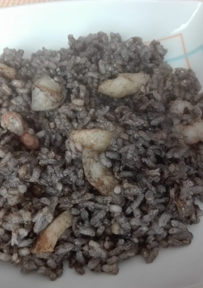 Una foto de Arroz negro