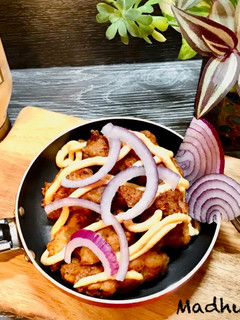 पैन फ्राई चिकन (Pan Fry Chicken recipe in Hindi) रेसिपी मुख्य फोटो