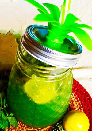 A picture of Minti Lemmonade.