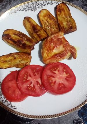 عکسی از دستور بادمجان و مرغ سرخ شده
