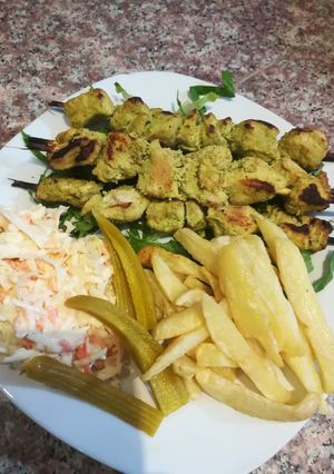 A picture of Turkish Shish Tawook 🍖.