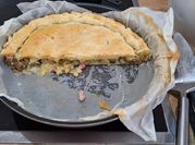 Une photo de tourte porc