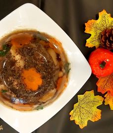 thịt chân giò kho mắm