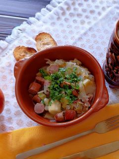 Una foto de 🇮🇪☘️The Dublin Coddle // Estofado Dublinés (Express)