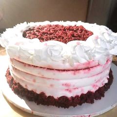 A picture of Red Velvet cake.