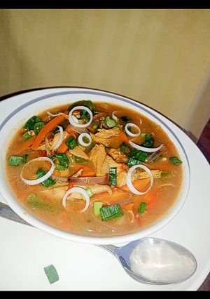 A picture of Chicken curry soup.