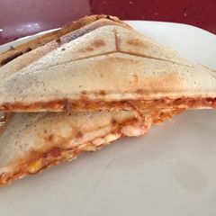 A picture of Pizza Toasties.