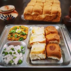 A picture of Pav Bhaji.