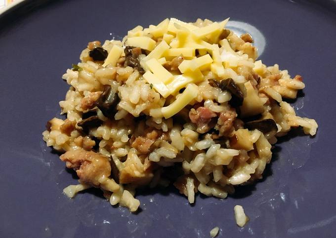 Ricetta di Veloce Risotto salsiccia e funghi