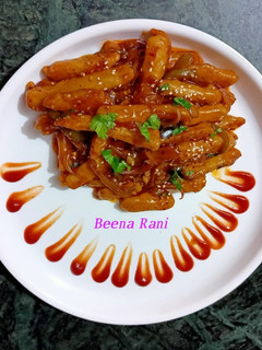 हनी चिल्ली पोटैटो (honey chilli potato recipe in Hindi) रेसिपी मुख्य फोटो