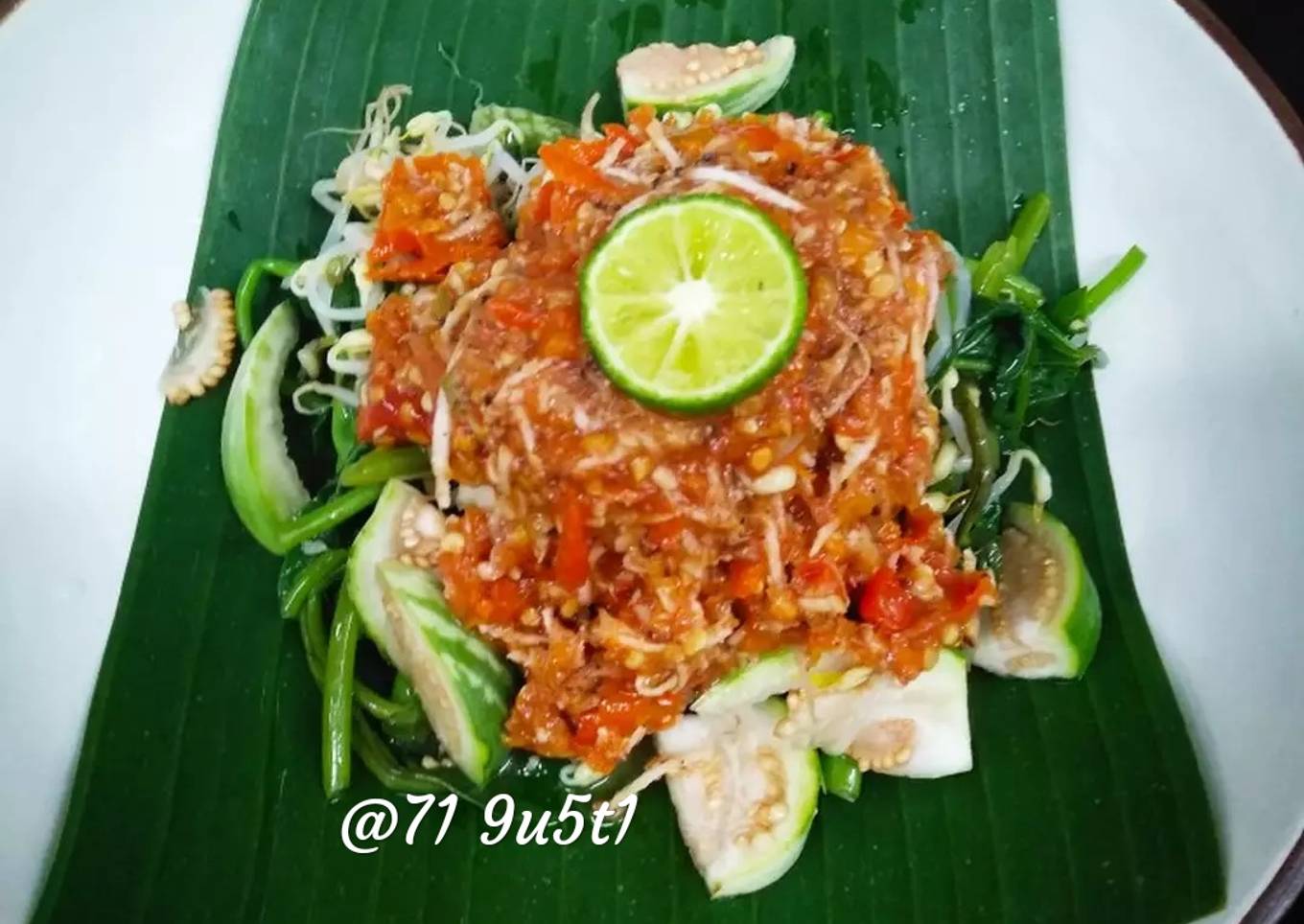 Plecing kangkung terong tauge