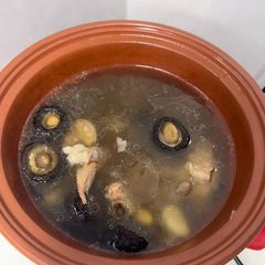 A picture of Hong Kong style Bak Kut Teh.