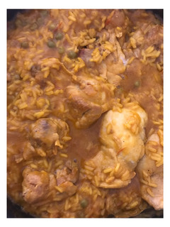 Una foto de Arroz con pollo