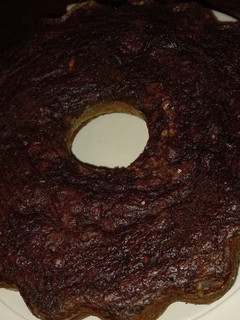 Una foto de Torta húmeda de remolacha y chocolate sin huevo 👌 😋