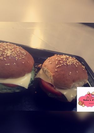 A picture of Sweet homemade burger.