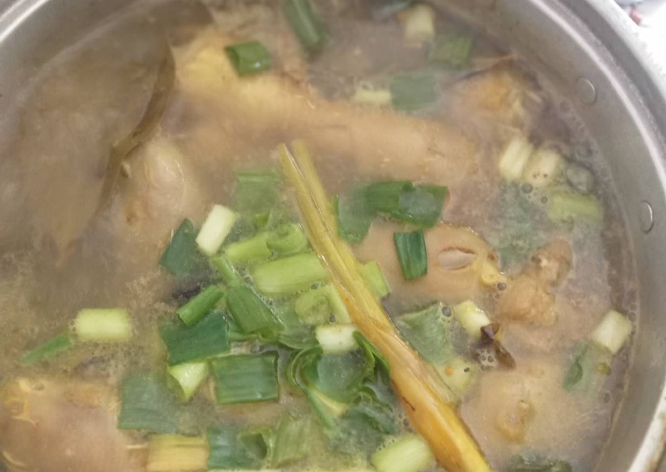 Soto ayam kuning ala bunda