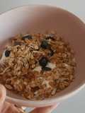 Iogurte com Dióspiro e Granola