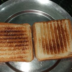 A picture of Potato sandwich.