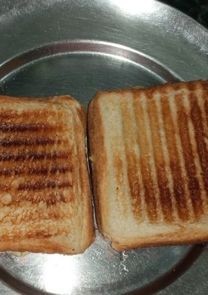A picture of Potato sandwich.