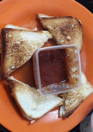 A picture of Curd sandwich.