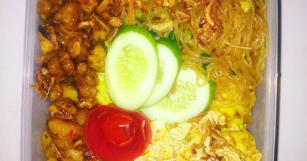 Resep Nasi Kuning Spesial oleh dapoer.mbakliem - Cookpad