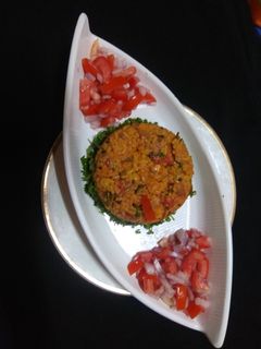 प्याज़ टमाटर वाली खिचड़ी (Pyaz Tamatar wali Khichdi recipe in Hindi) रेसिपी मुख्य फोटो