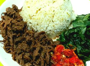 Foto resep Nasi Daun Jeruk dengan Empal Suir Daging Rusa