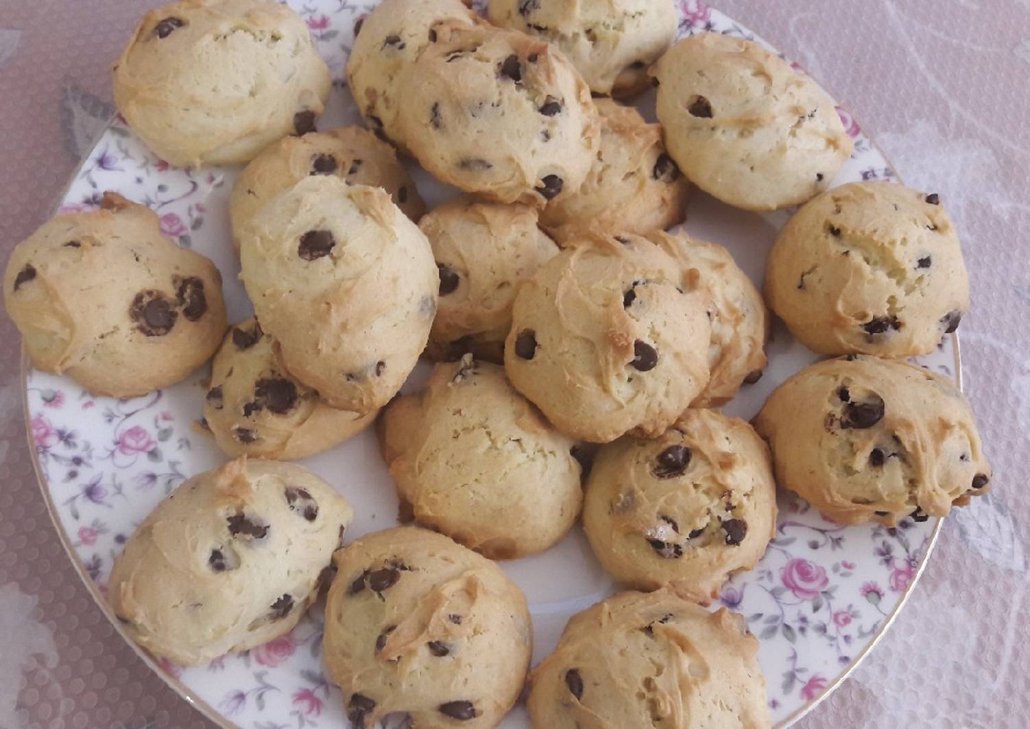 Печенье cookies с шоколадной крошкой. Мягкое печенье с шоколадной крошкой. Печенье песочные американо. Печенье с шоколадной крошкой. Печенье с шоколадной крошкой американо.