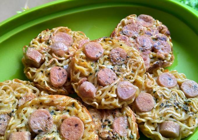 Langkah Mudah untuk Menyiapkan Mini Pizza Mie Murah, Enak