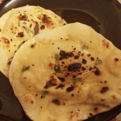 A picture of Soft and fluffy Butter naan without tandoor.