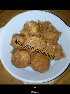 A picture of Yam balls.