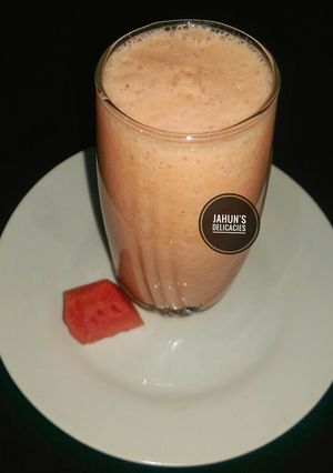 A picture of Watermelon milk shake.