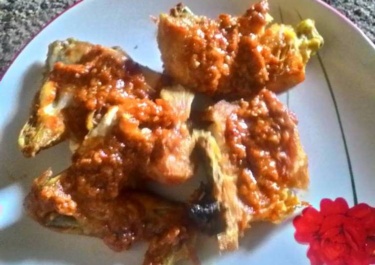 Ayam penyet sederhana