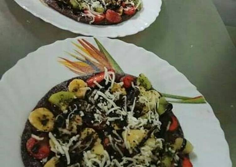 Steps to Make Speedy Fruit &amp; Chocolate pizza